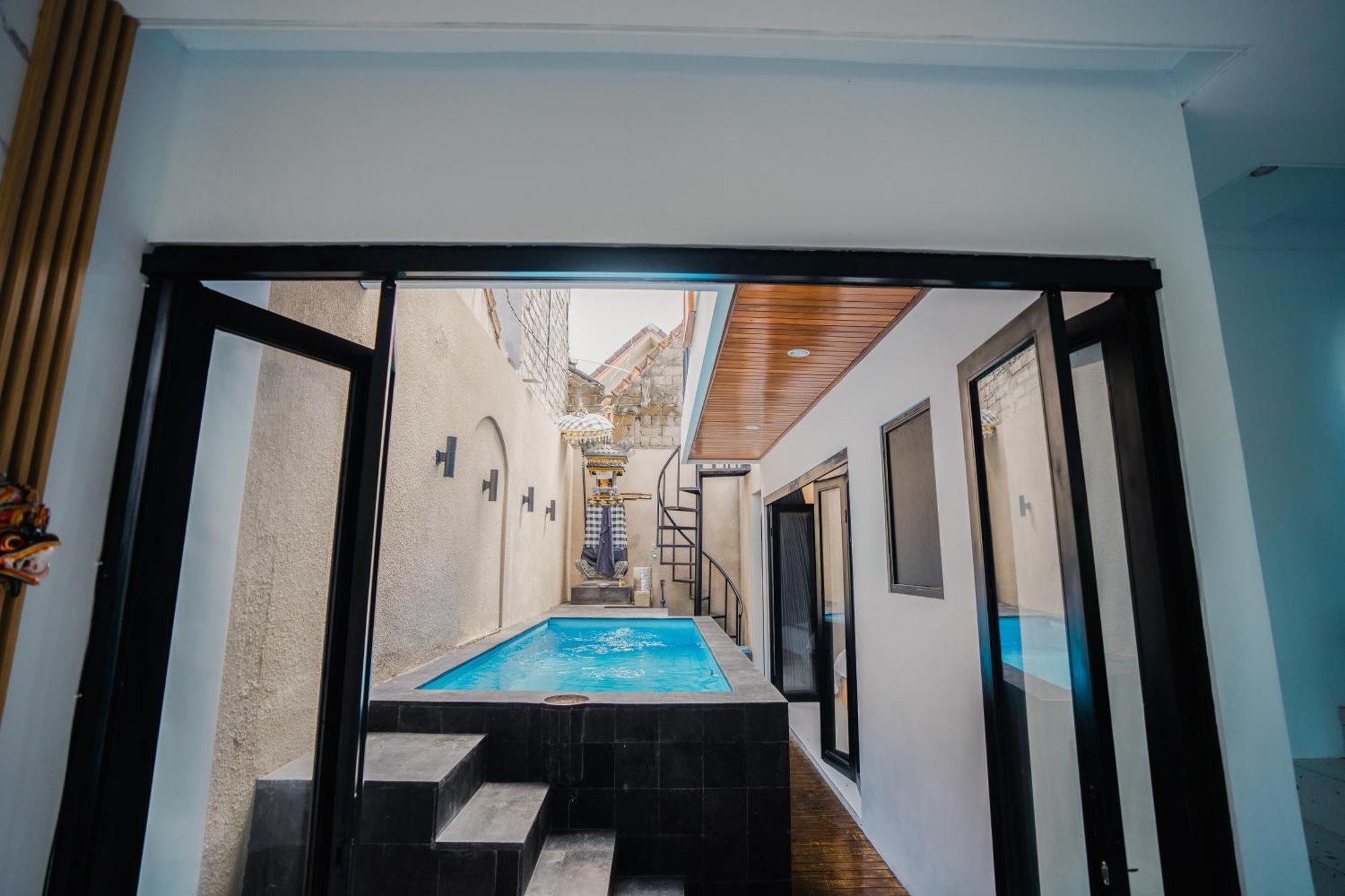Sari Buana Nusa Dua