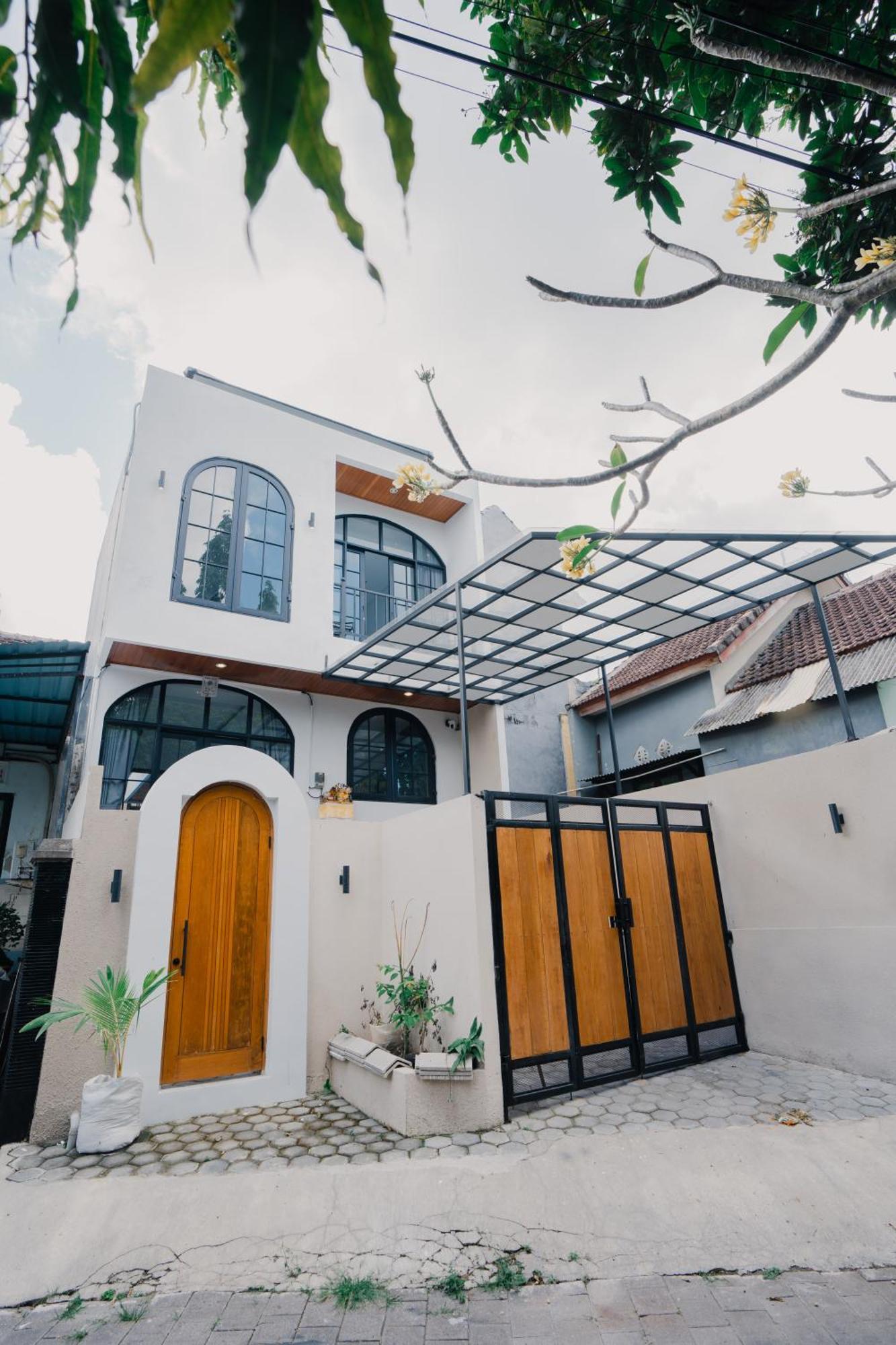 Sari Buana Nusa Dua Villa *
